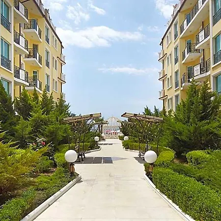 Хотел Hotel Amore Beach